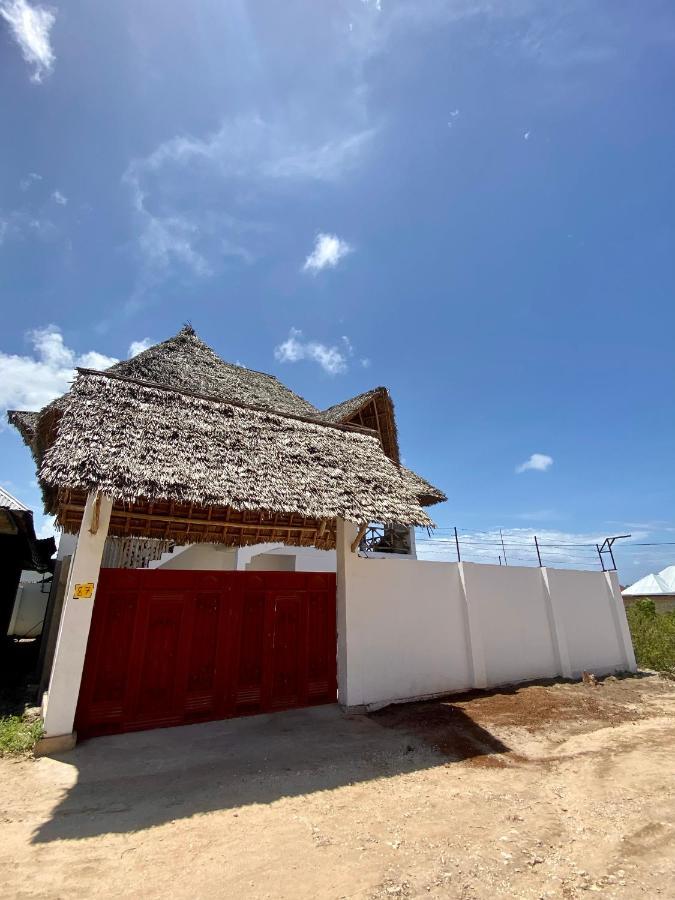 Mamayoyo House ナングウィ エクステリア 写真